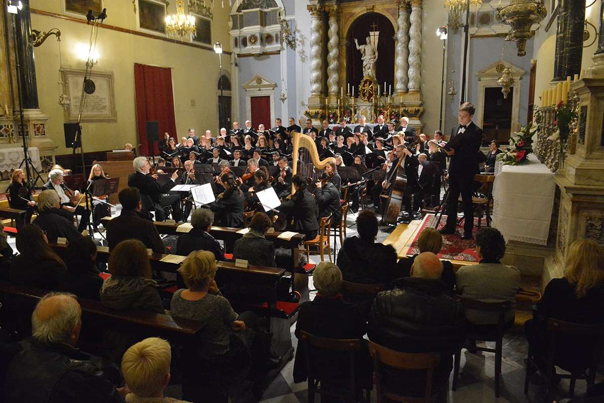 Komorni zbor i DSO Reqiuem u Male braće 2014.
