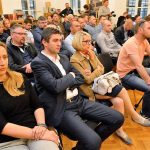 FOTO Okrugli stol o sportu: Dubrovnik bi trebao imati 3 bazena i objekte pristupačne javnosti! 2 hdz tribina 2