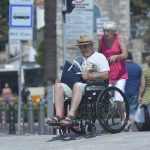 FOTO Ipak se nismo 'zacrvenili'! 4 guzva invalid kolica001