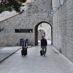 Grad opustio, ljudi se privikavaju na nove okolnosti 9 grad turisti04