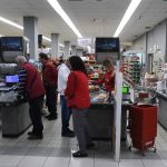 Grad opustio, ljudi se privikavaju na nove okolnosti 29 tommy butiga trgovina003