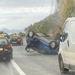 PROMETNA NA MALIM ŽALIMA Automobil završio na krovu, vozač uspio izići 1 prometna mali zali 2